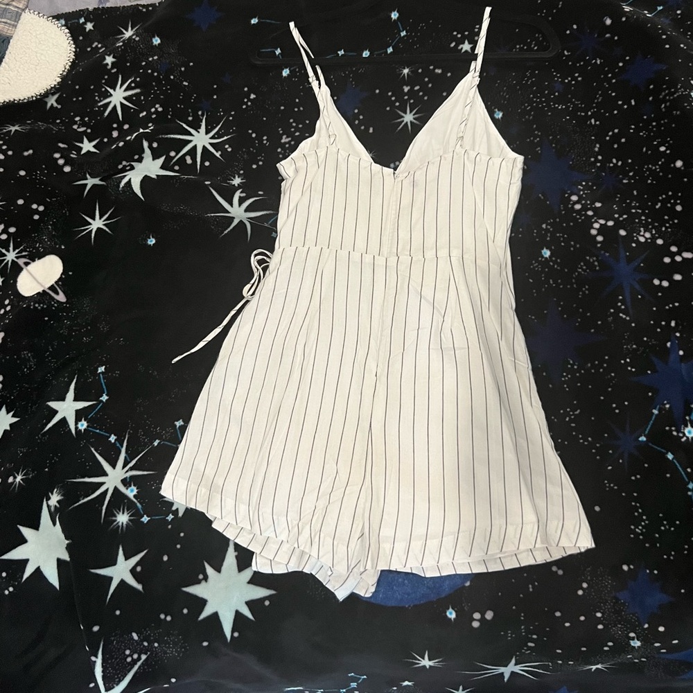 NWOT lulus romper skort - Picture 3 of 7